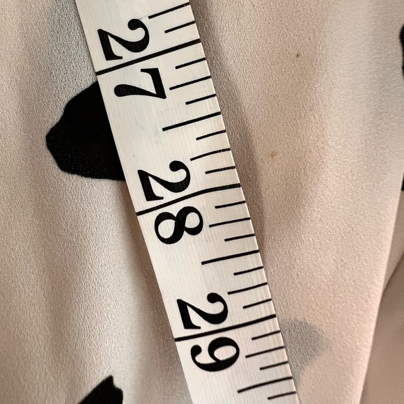 ASTR the Label Ivory Cream Black Spots Long Sleeve Surplice Bodysuit Small - Picture 16 of 16